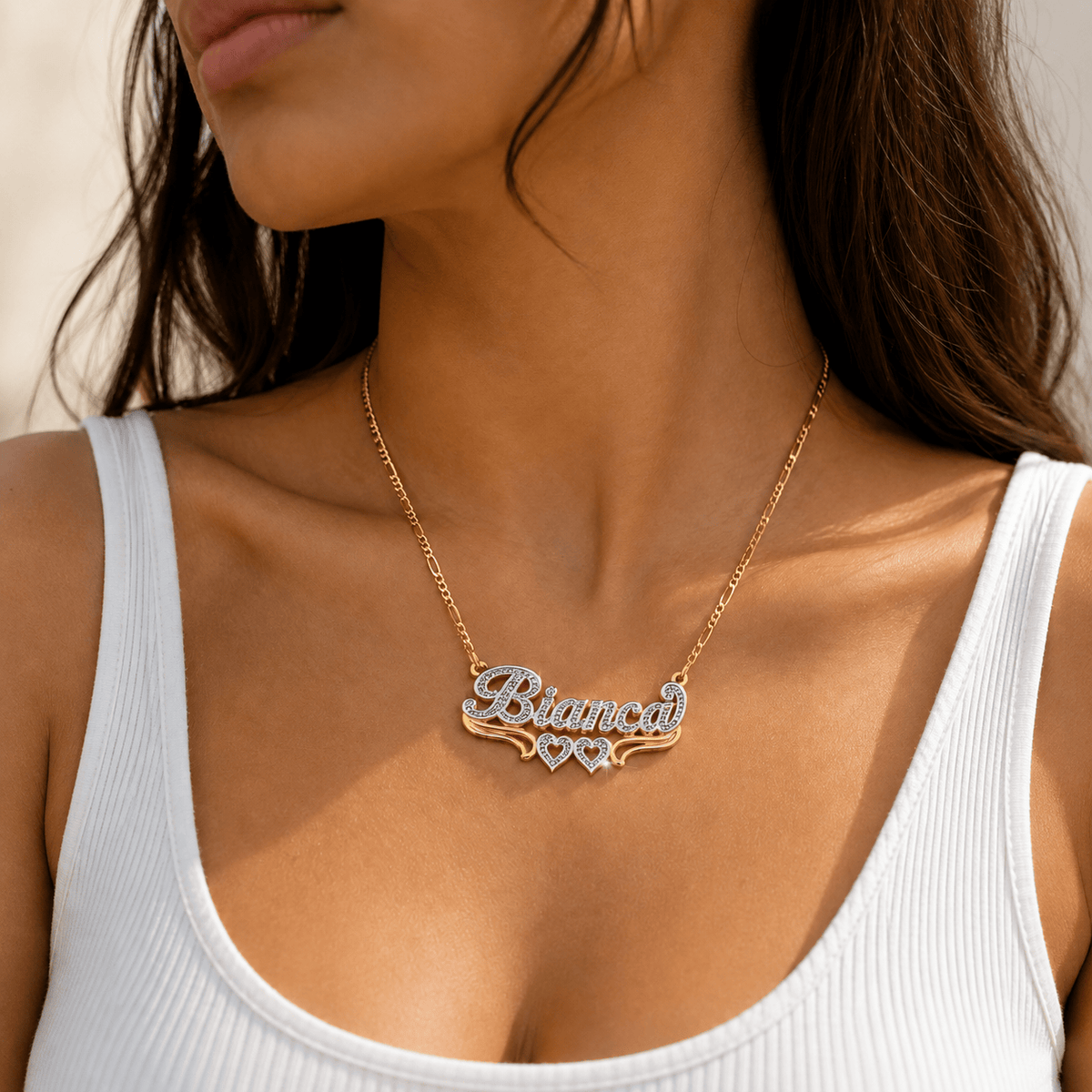 Double_plated_name_necklace_Bianca_neck_shot