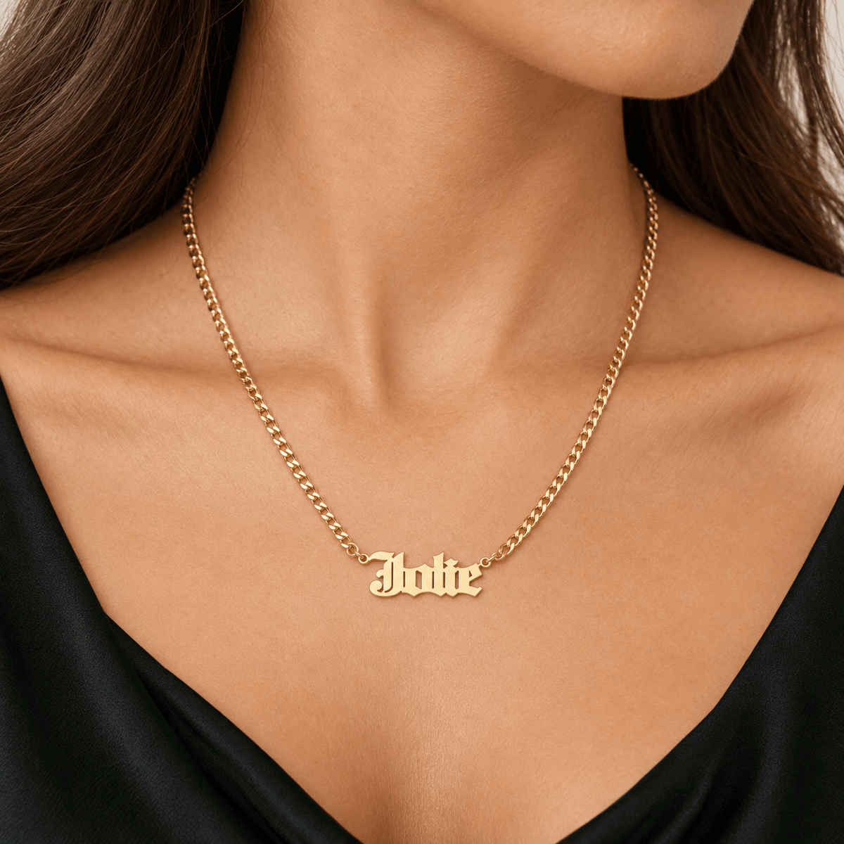 Personalized Gothic Single Nameplate Necklace