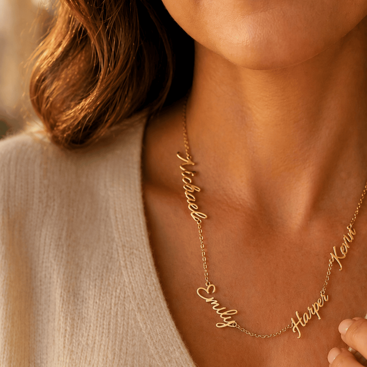 Multiple_family_names_necklace